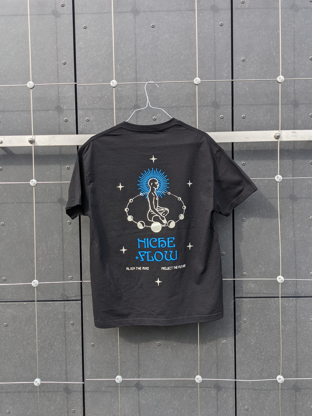 Niche + Flow - Align the Mind, Project the Future (Black/Blue)